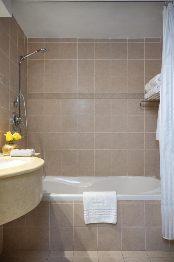 Ruth Safed By Dan Hotels Bagian luar foto